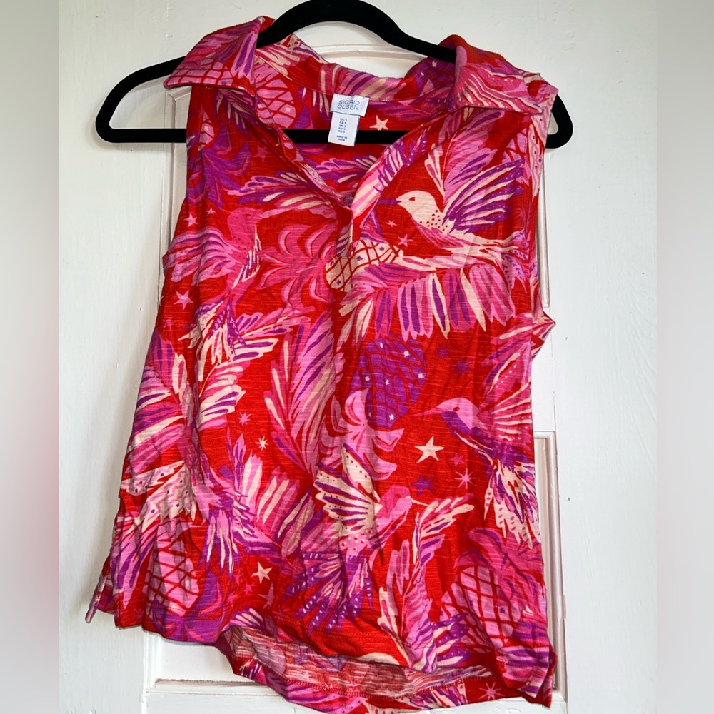 LIKE NEW - SIGRID OLSEN, SLEEVELESS DEEP V TOP
